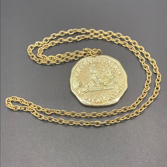 Caesars Las Vegas Gold Tone Chain Necklace 28” with Medallion Double Sided Heavy - Picture 1 of 6